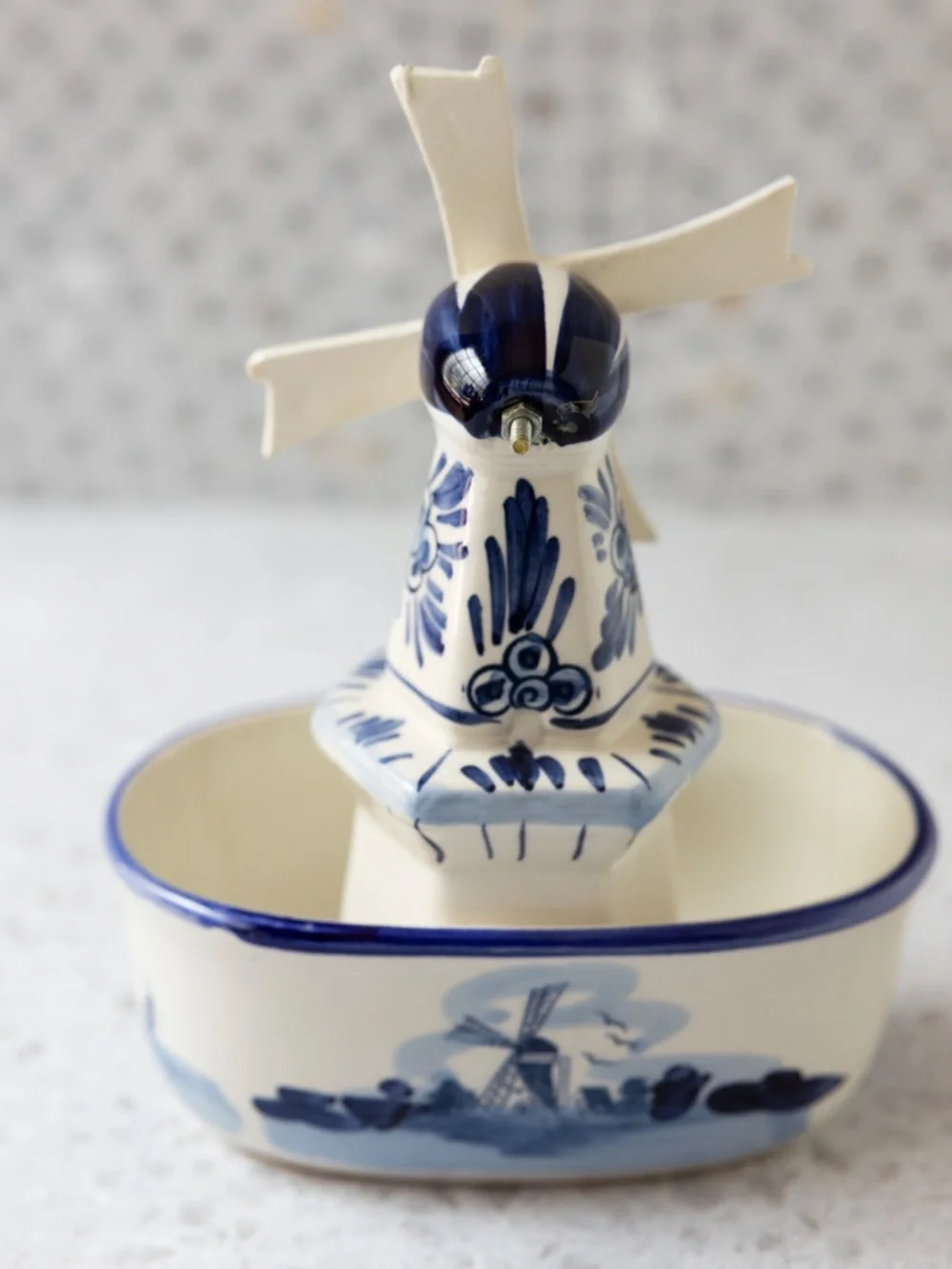 Vintage Delft-style Blue White Ceramic Windmill Planter 7